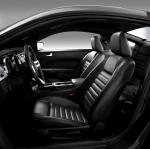 Ford Mustang GT 2005 года